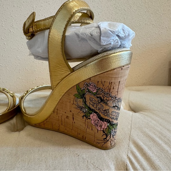 COACH Ellete Tatoo Gold Wedge Sandals 9B - Picture 11 of 11